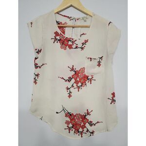 Lily White Blossoms Sheer T-Shirt Blouse With Pockets Size Small